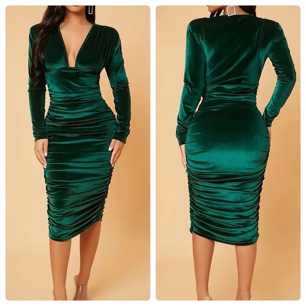 Green Velvet V Neck Long Sleeve Bodycon Midi Dress